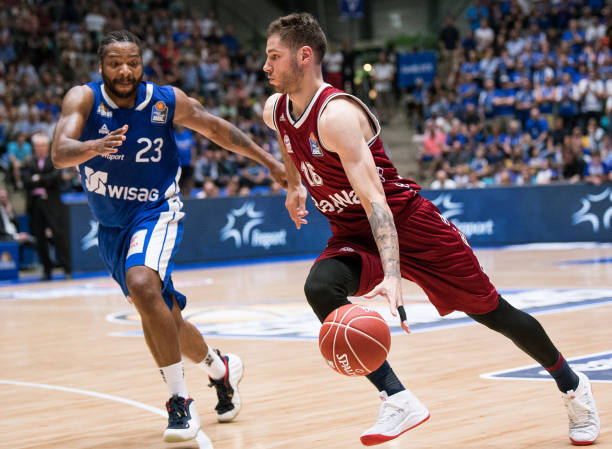 在比赛的中 在比赛的中